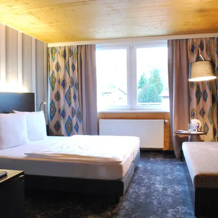 Hotell Hindenburg 4*
