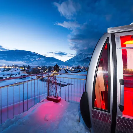 Ξενοδοχείο Hindenburg 4*